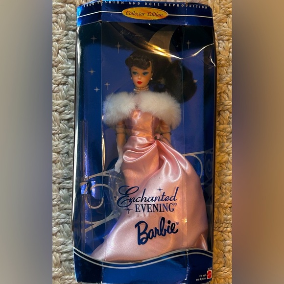 Enchanted evening Barbie - Picture 1 of 4